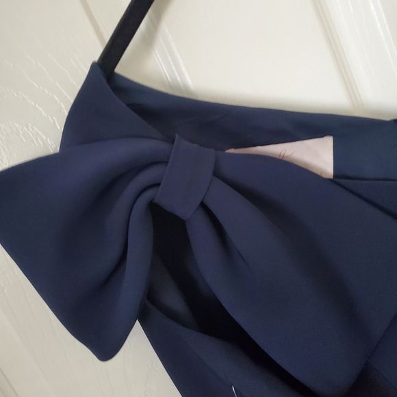 NEW Anthropologie Navy Blue One Shoulder Bow Gal Meets Glam Cocktail Dress 4 P - Picture 3 of 10